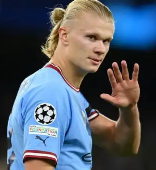 安布罗西尼评曼城：亟需战术调整与哈兰德角色重塑