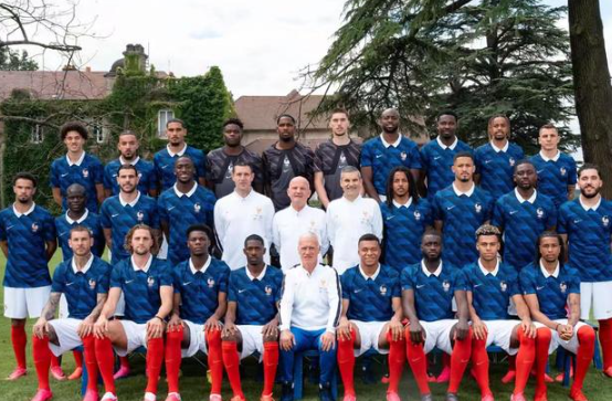 世界杯遗产：FIFA助力青少年足球成长计划